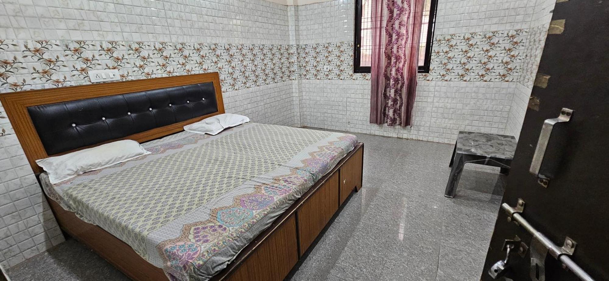 Shri Jagannath Dham Hotel Vrindāvan Eksteriør billede